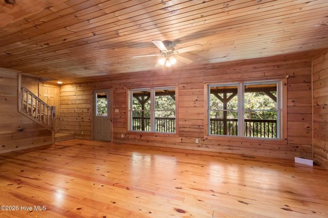 960 Ogreeta Road, Murphy, NC 28906