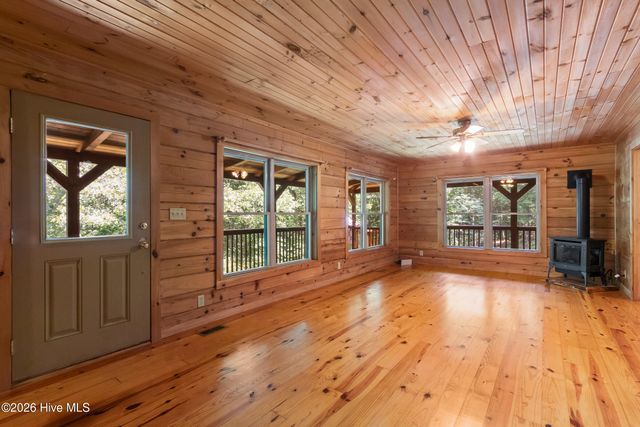 960 Ogreeta Road, Murphy, NC 28906