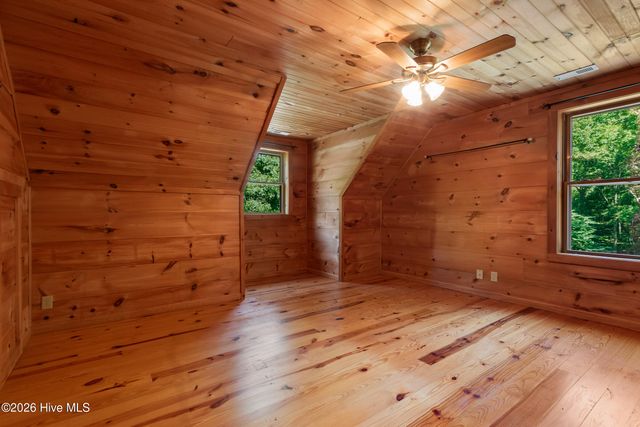 960 Ogreeta Road, Murphy, NC 28906