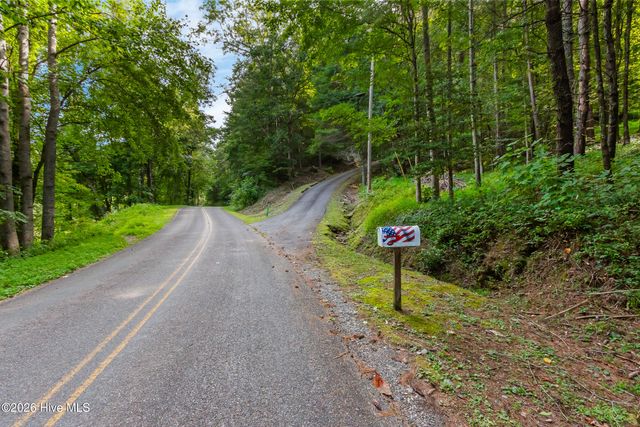 960 Ogreeta Road, Murphy, NC 28906