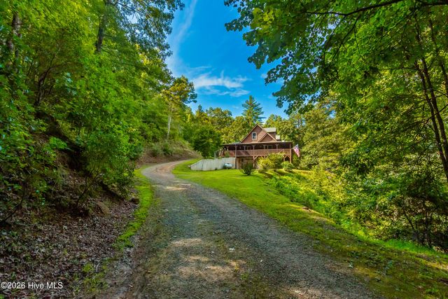 960 Ogreeta Road, Murphy, NC 28906
