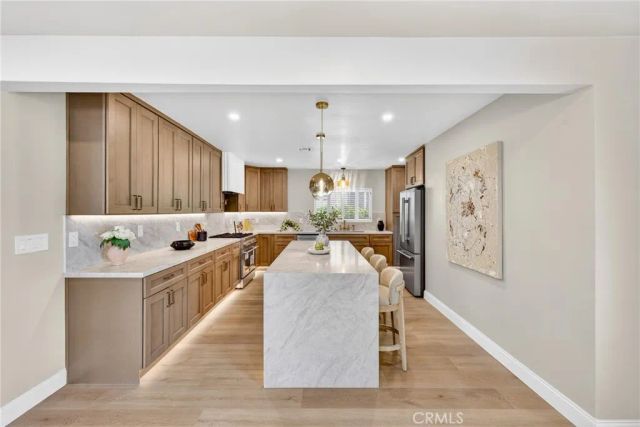 1744 S Genesee, Los Angeles, CA 90019