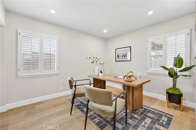 1744 S Genesee, Los Angeles, CA 90019