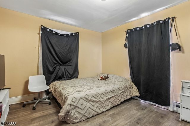 268 Halsted St, East Orange City, NJ 07018