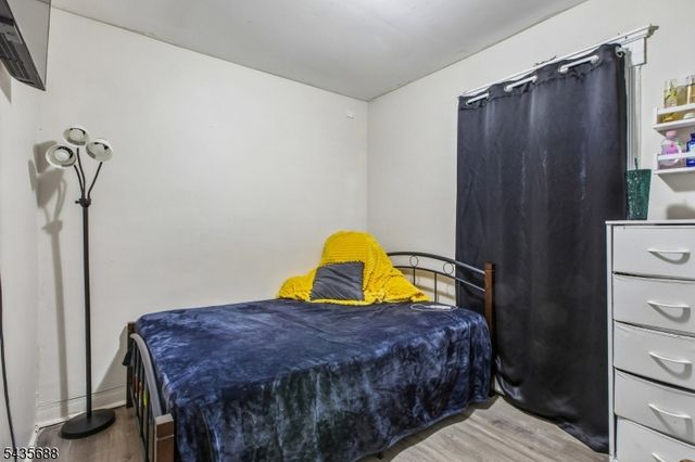 268 Halsted St, East Orange City, NJ 07018