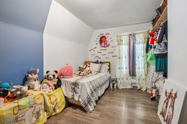 268 Halsted St, East Orange City, NJ 07018