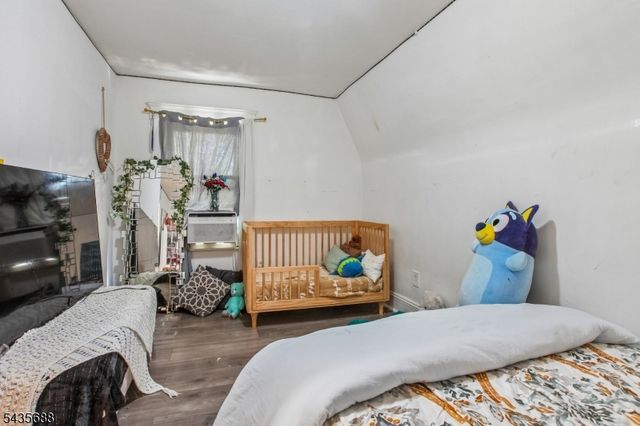 268 Halsted St, East Orange City, NJ 07018