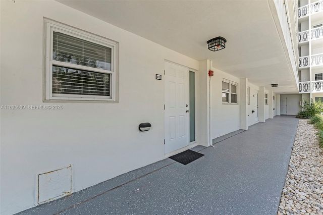 1169 Hillsboro Mile 111 111, Hillsboro Beach, FL 33062