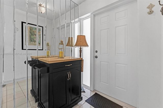 1169 Hillsboro Mile 111 111, Hillsboro Beach, FL 33062