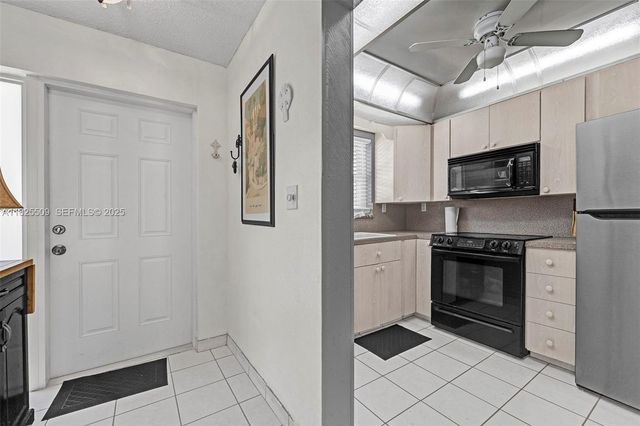 1169 Hillsboro Mile 111 111, Hillsboro Beach, FL 33062