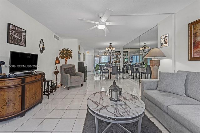 1169 Hillsboro Mile 111 111, Hillsboro Beach, FL 33062