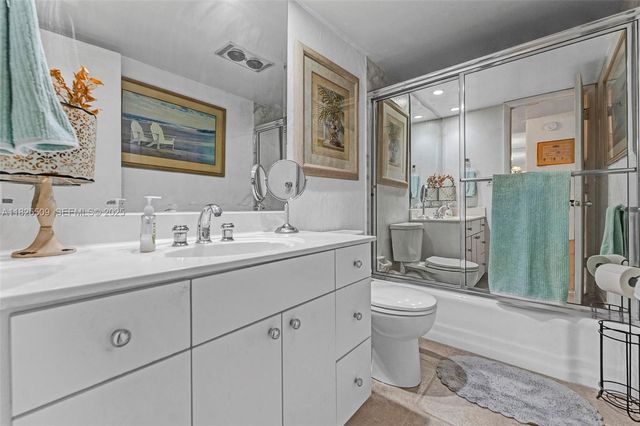 1169 Hillsboro Mile 111 111, Hillsboro Beach, FL 33062