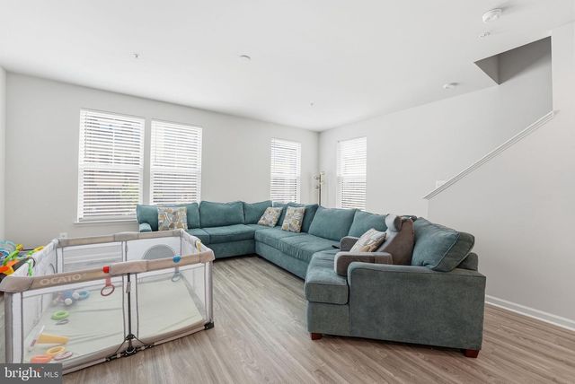 6066 BEAKE ST, Hyattsville, MD 20782