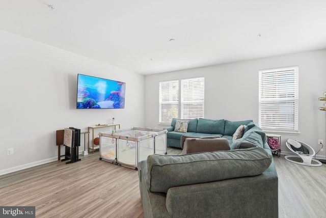 6066 BEAKE ST, Hyattsville, MD 20782