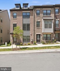 6066 BEAKE ST, Hyattsville, MD 20782