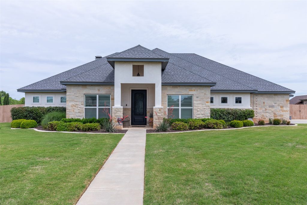 218 El Camino Court, Abilene, TX 79602