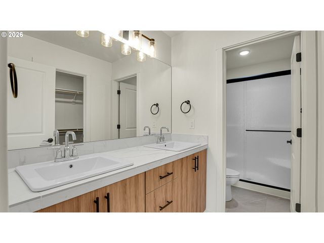 16122 Barlow Trail Ln, Oregon City, OR 97045