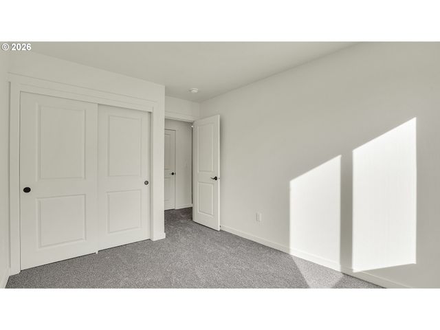 16122 Barlow Trail Ln, Oregon City, OR 97045