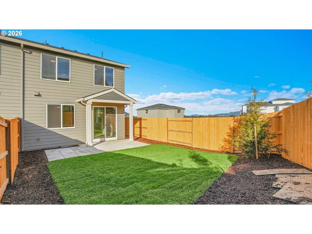 16122 Barlow Trail Ln, Oregon City, OR 97045