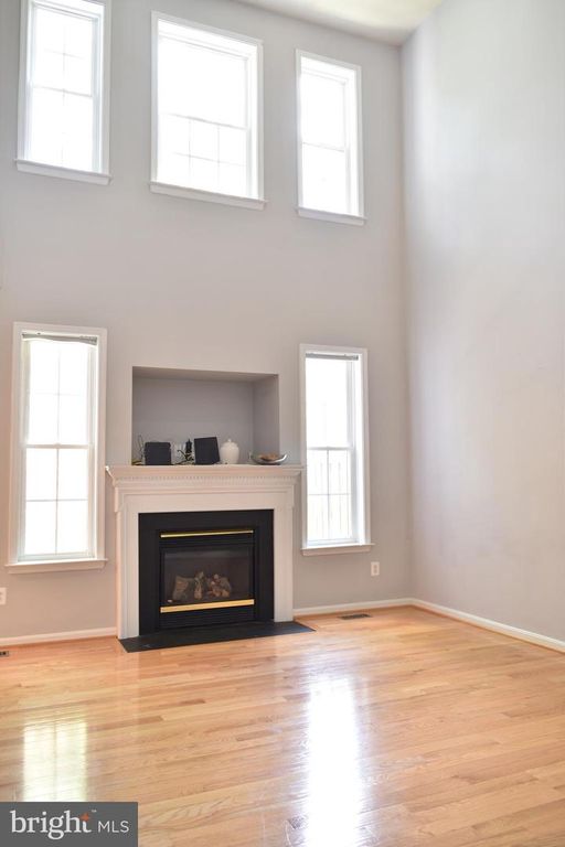 20387 FALLSWAY TER, Sterling, VA 20165