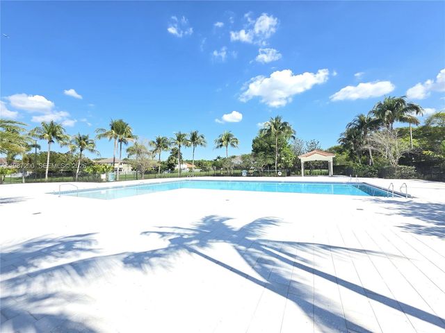 16404 Diamond Head Dr 0, Weston, FL 33331