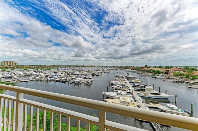 610 RIVIERA DUNES WAY 404, Palmetto, FL 34221