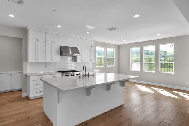 7558 Pesaro Dr, El Dorado Hills, CA 95762