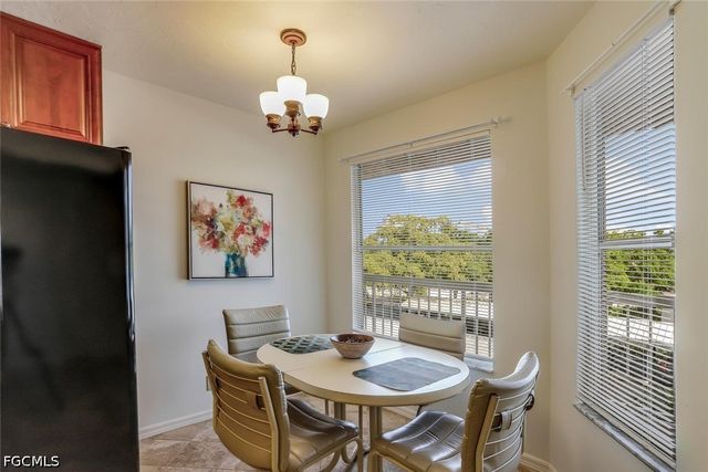 340 Horse Creek DR 305, Naples, FL 34110