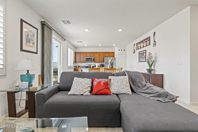 4928 Black Falcon Way, Sun Valley, NV 89433