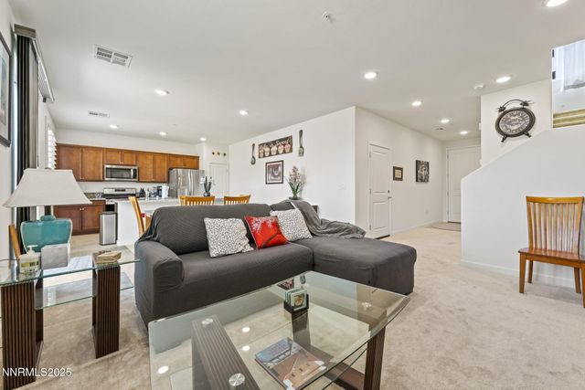 4928 Black Falcon Way, Sun Valley, NV 89433