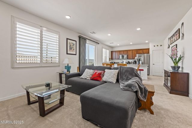 4928 Black Falcon Way, Sun Valley, NV 89433