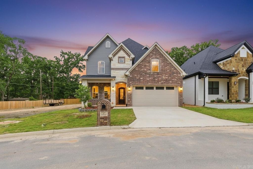 7 Oak Glen Lane, Little Rock, AR 72227