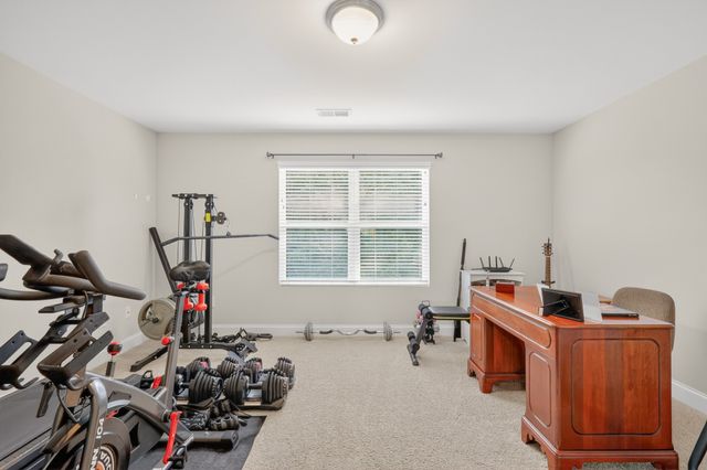 816 Tanager Pl, Lebanon, TN 37087