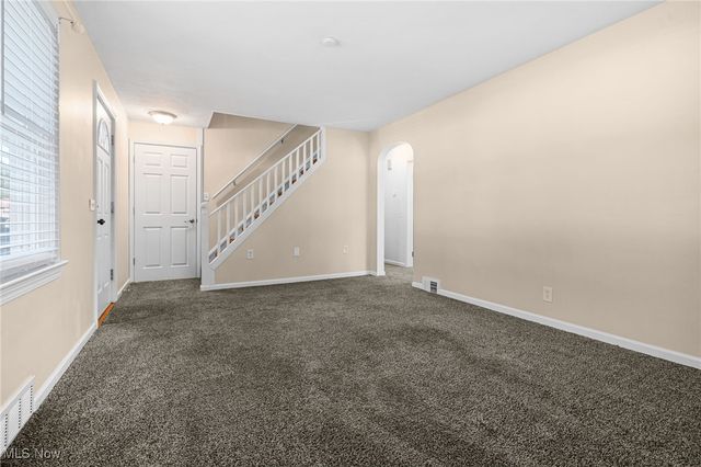 172 Anna Avenue NW, Canton, OH 44708