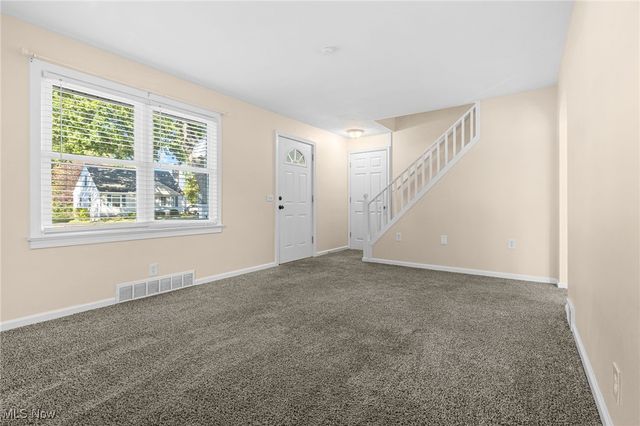 172 Anna Avenue NW, Canton, OH 44708