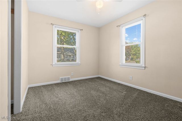 172 Anna Avenue NW, Canton, OH 44708