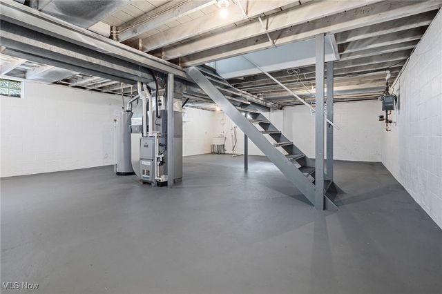 172 Anna Avenue NW, Canton, OH 44708