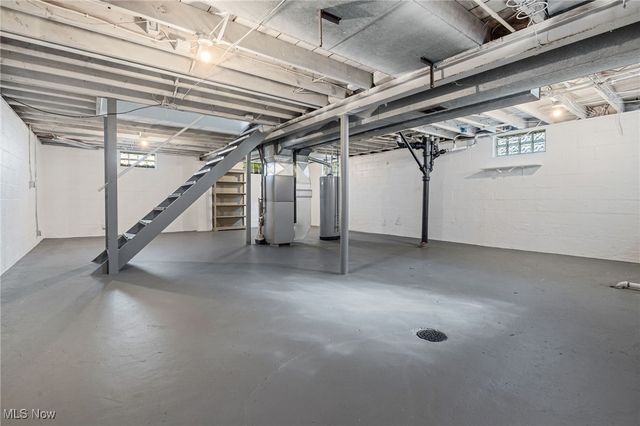 172 Anna Avenue NW, Canton, OH 44708