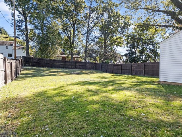 172 Anna Avenue NW, Canton, OH 44708