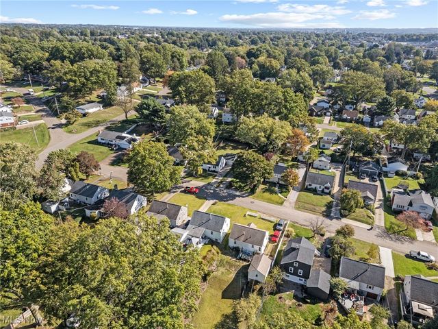 172 Anna Avenue NW, Canton, OH 44708