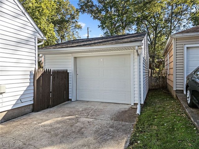 172 Anna Avenue NW, Canton, OH 44708