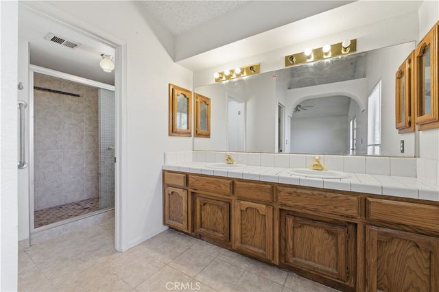 21265 Windsong, California City, CA 93505