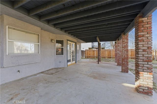 21265 Windsong, California City, CA 93505