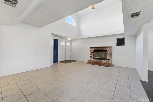 21265 Windsong, California City, CA 93505