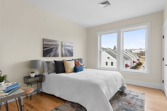 404 Lowell Street 6, Wakefield, MA 01880