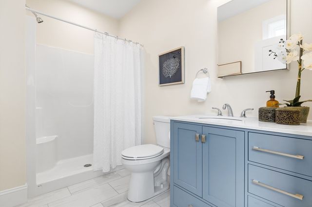 404 Lowell Street 6, Wakefield, MA 01880