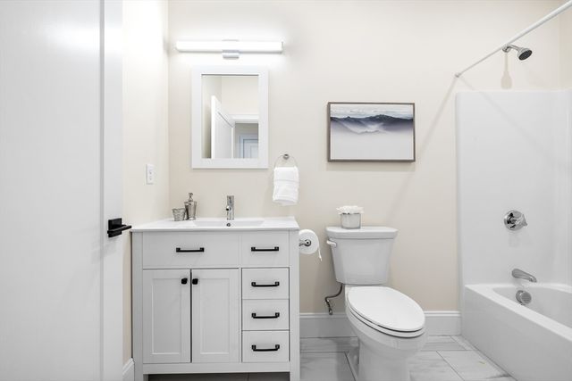 404 Lowell Street 6, Wakefield, MA 01880