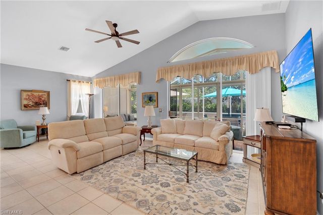9044 Springview LOOP, Estero, FL 33928