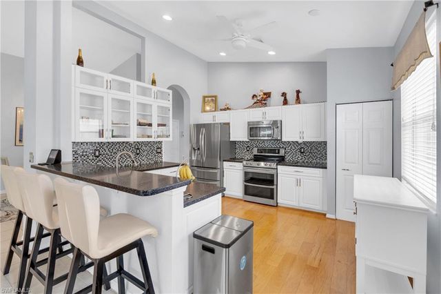 9044 Springview LOOP, Estero, FL 33928