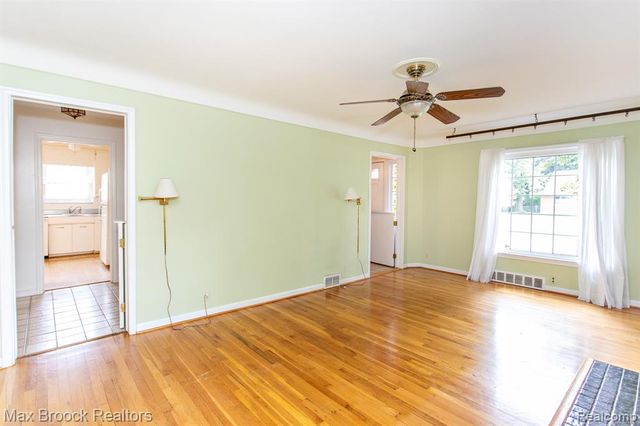 1852 Edgewood Boulevard, Berkley, MI 48072